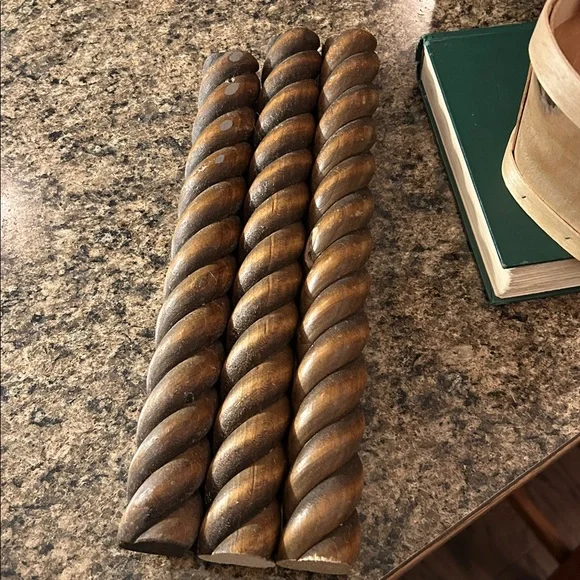 Vintage Barley Spindle Architectural Salvage Set - Picture 1 of 5